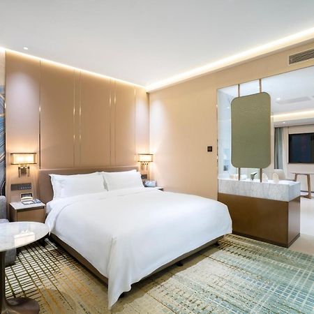 Victoria Hotel Guangzhou Zhujiang New Town Extérieur photo