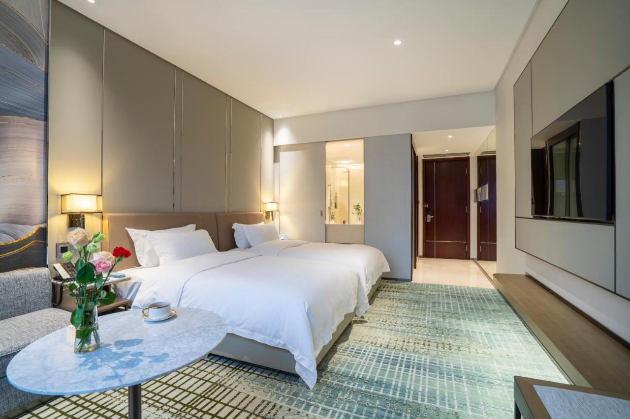 Victoria Hotel Guangzhou Zhujiang New Town Extérieur photo