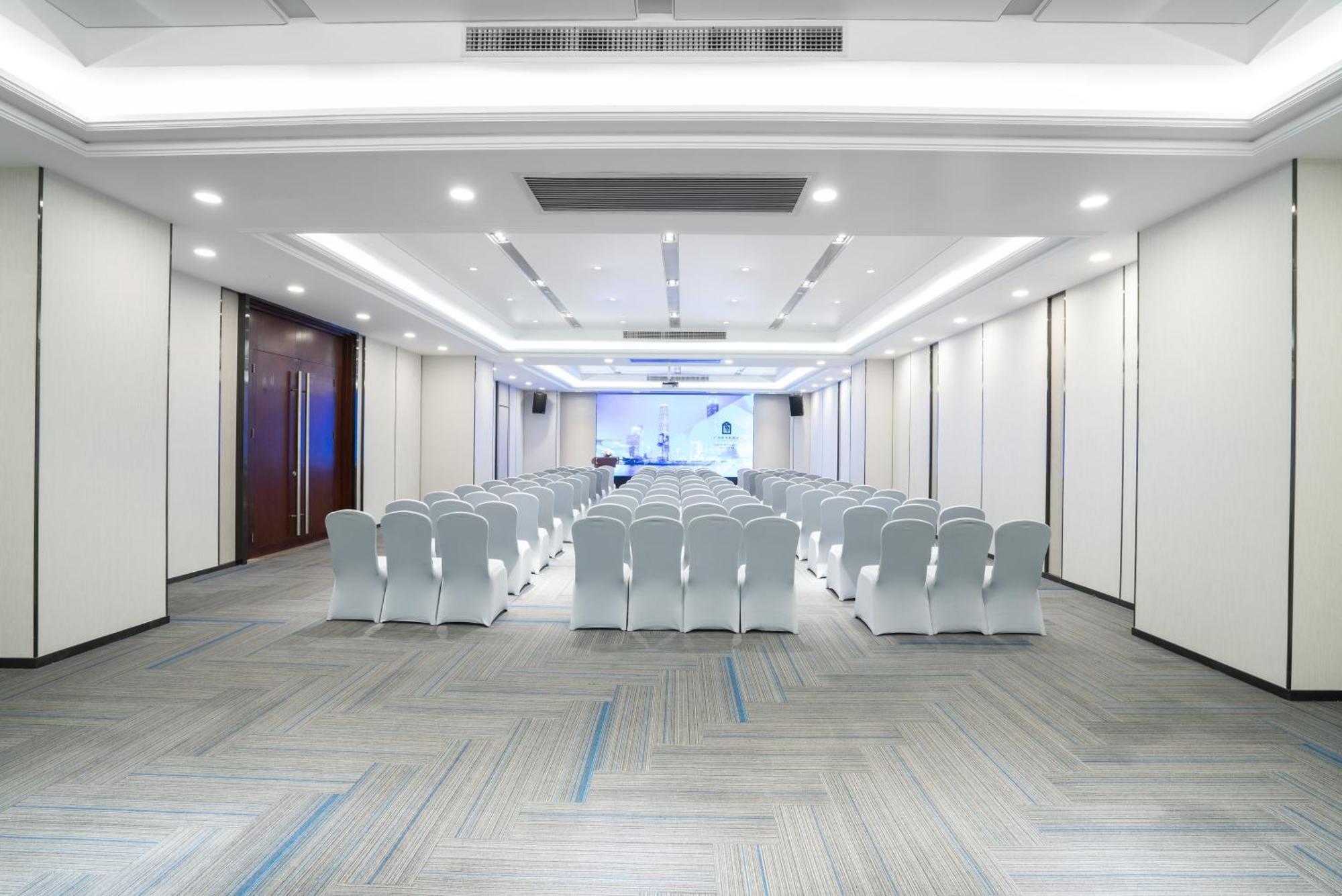 Victoria Hotel Guangzhou Zhujiang New Town Extérieur photo