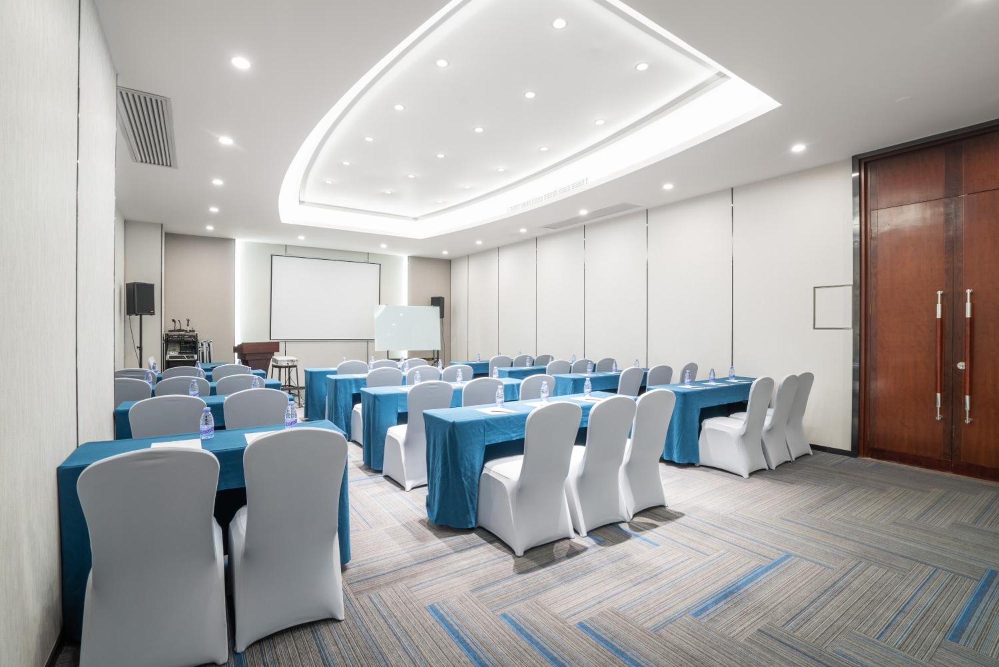 Victoria Hotel Guangzhou Zhujiang New Town Extérieur photo