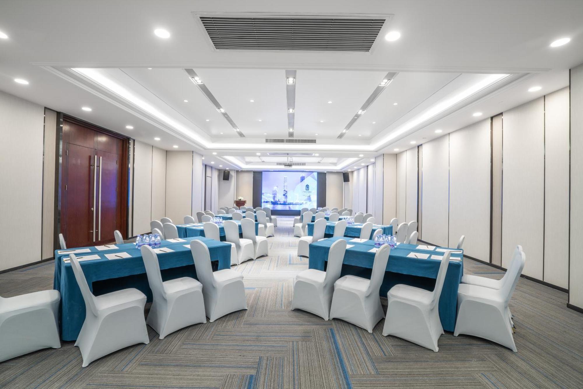 Victoria Hotel Guangzhou Zhujiang New Town Extérieur photo